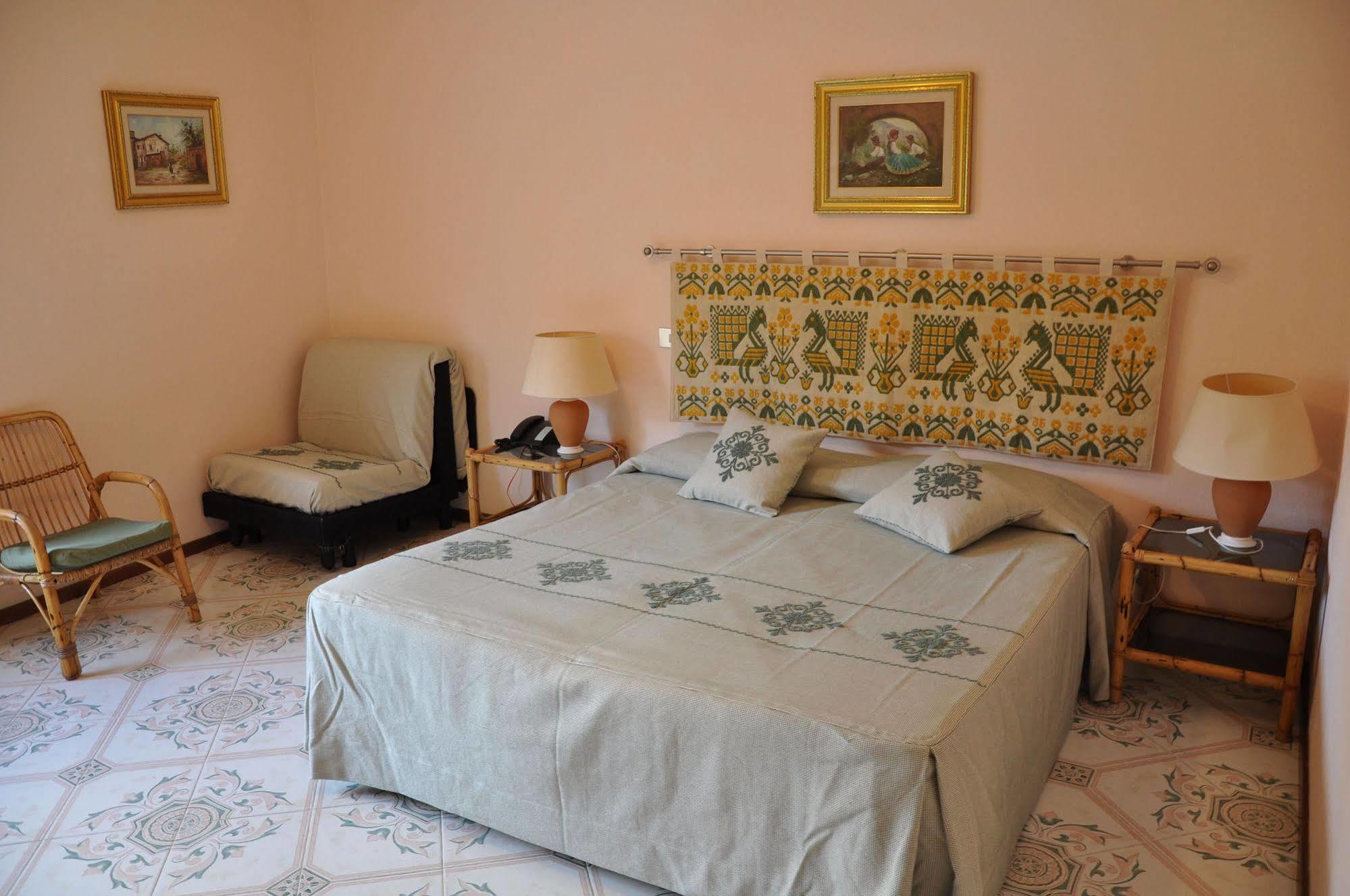 Hotel L'Oasi Cala Gonone Dış mekan fotoğraf